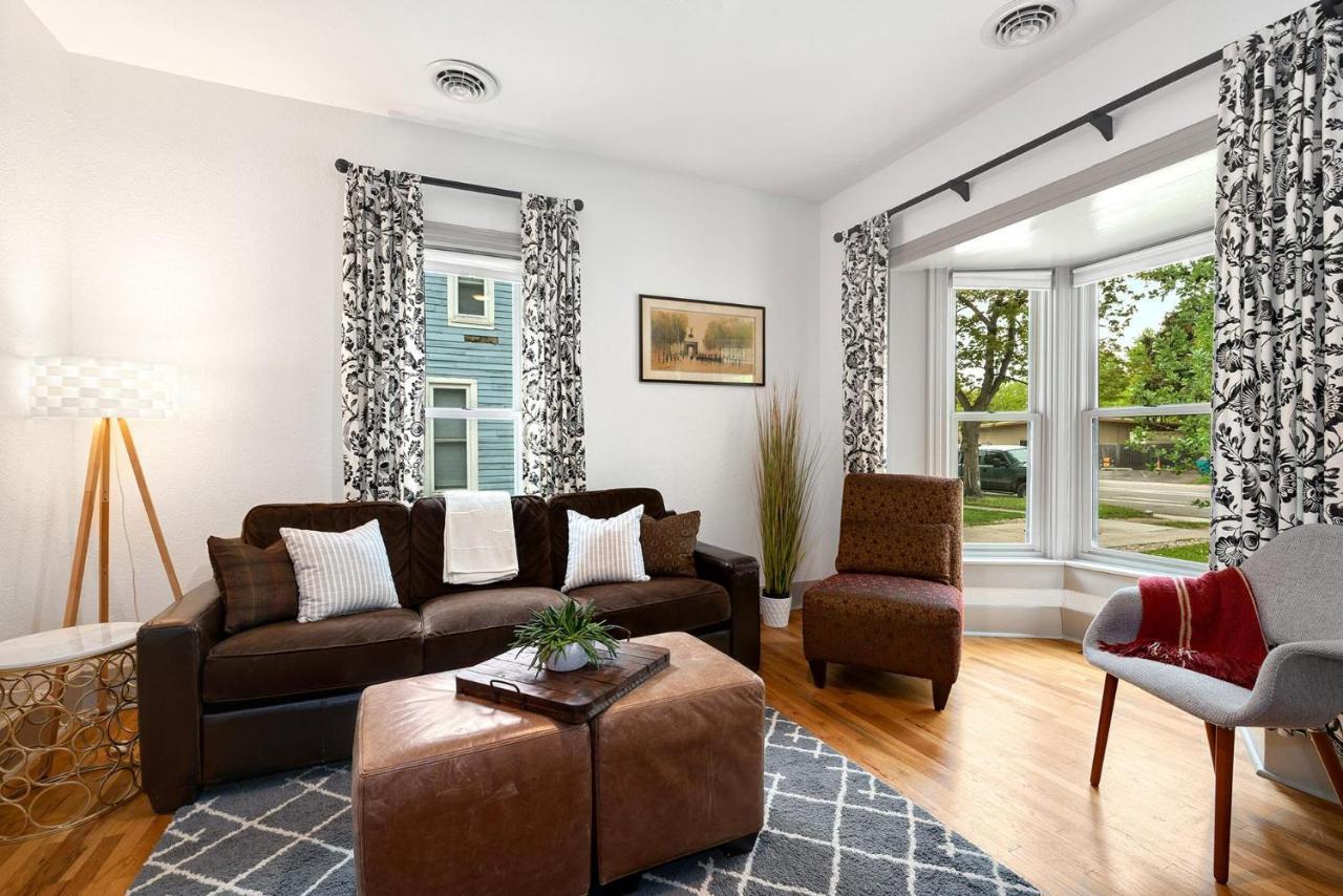 Lola House! Cozy Comfort, Prime Old Town Location Fort Collins Exteriör bild